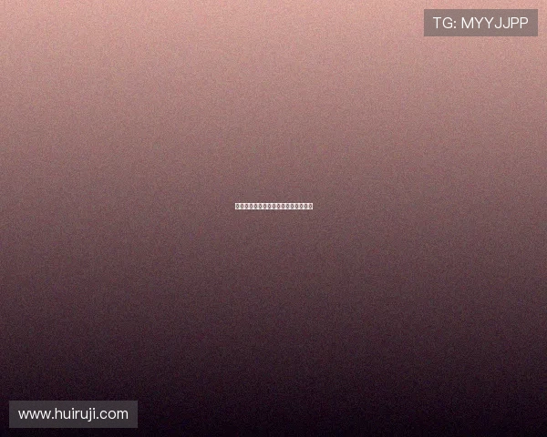 紧扣的拇指：情感的温度，连接的温度